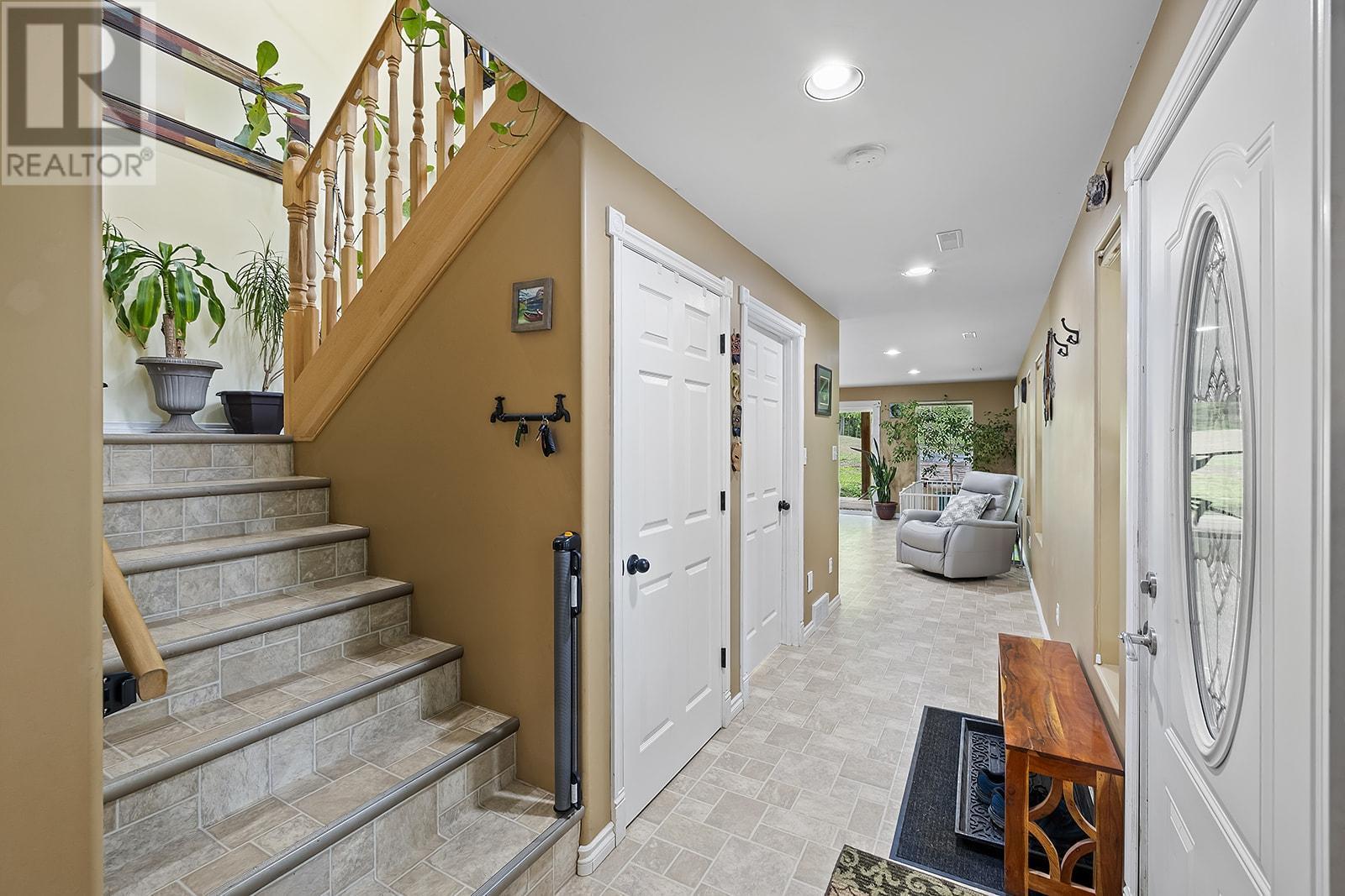 Photo 3 of 4790 Samuelson Road, Creston BC