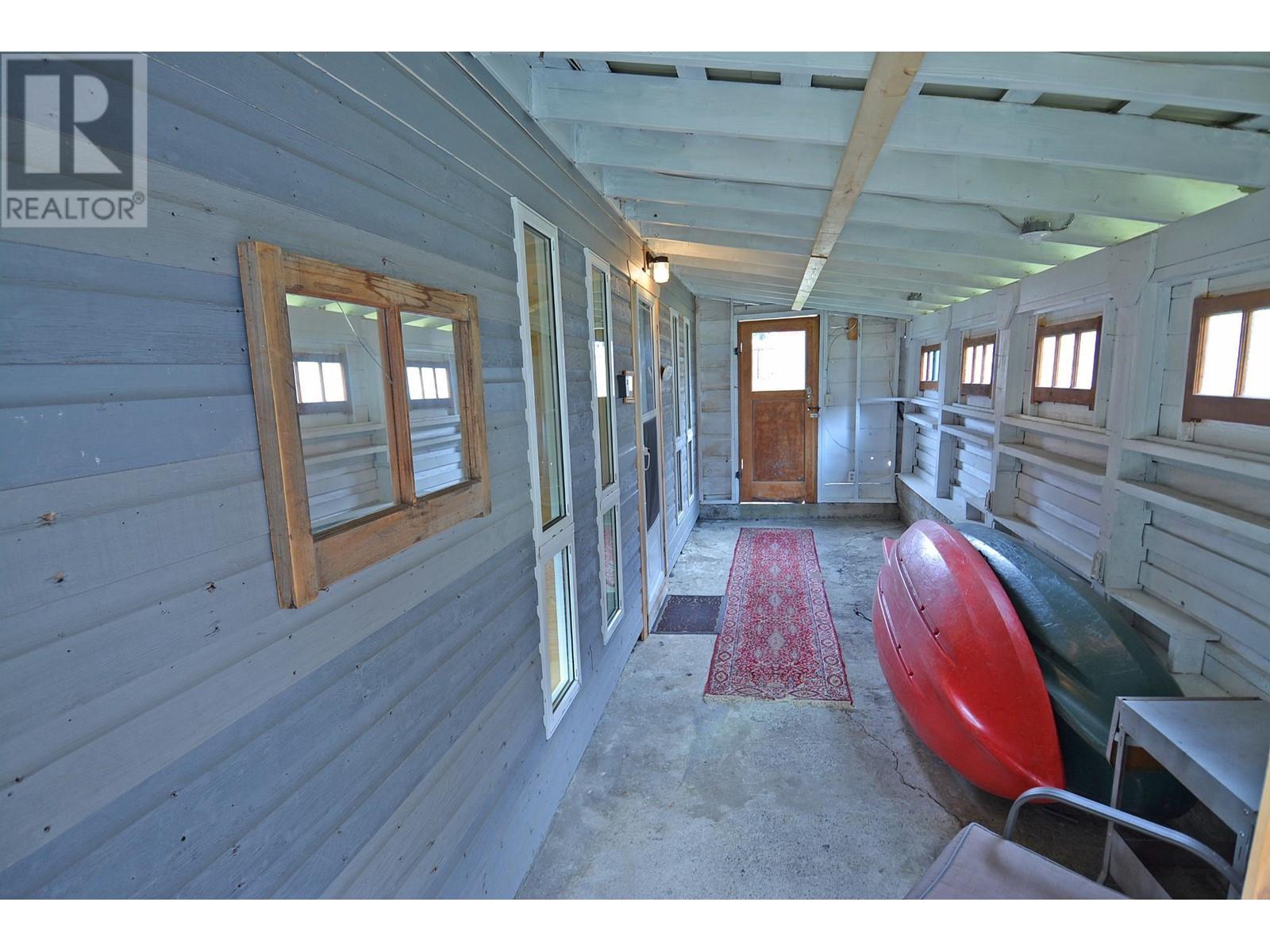 Photo 36 of 124 Lake Avenue, Silverton BC