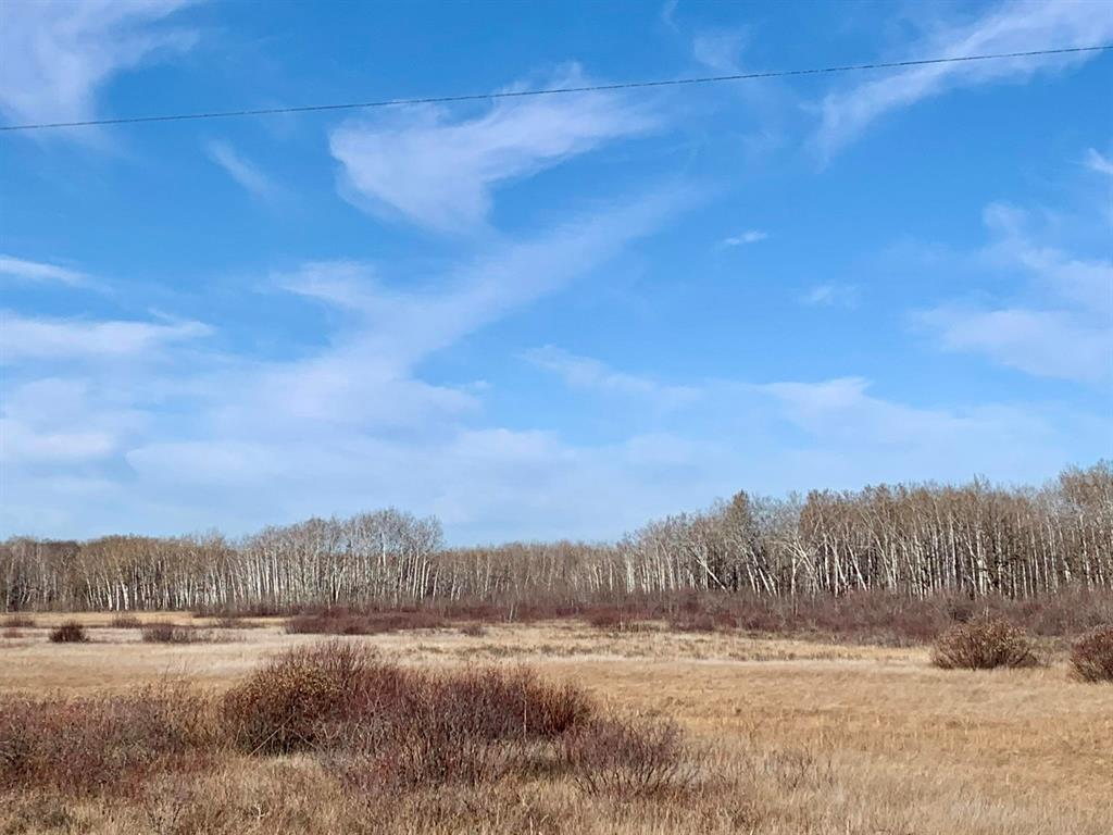 Photo 5 of 33086 5 N Road, Gardenton MB