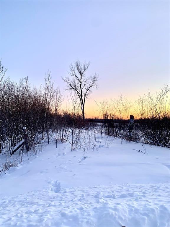 Photo 9 of 33086 5 N Road, Gardenton MB