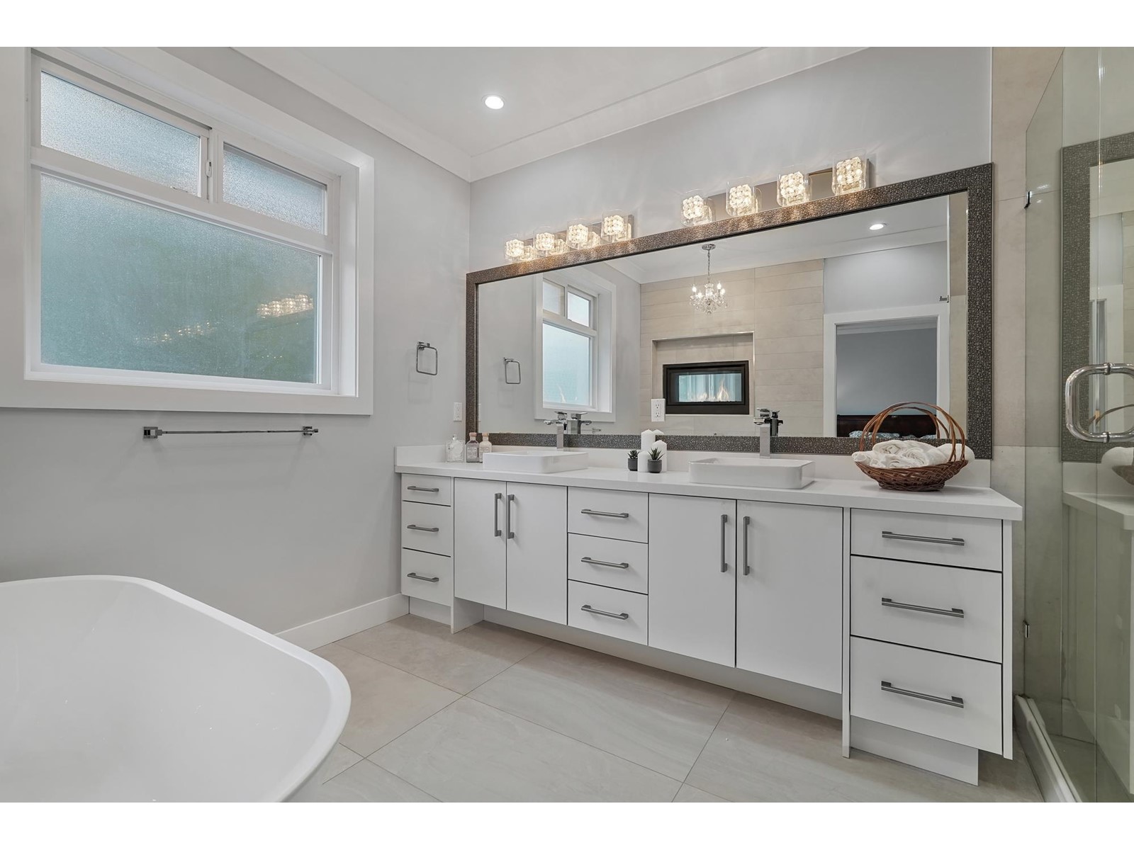 Photo 14 of 16295 59 Avenue, Surrey BC