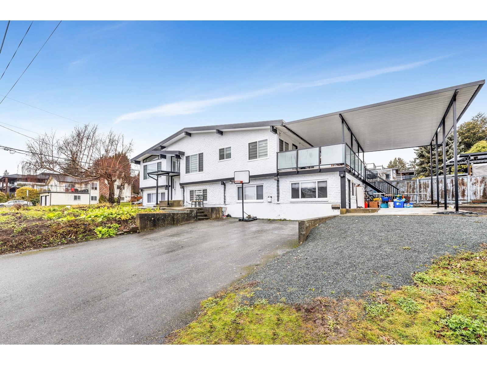 15839 CLIFF AVENUE, White Rock real estate listing R2970164