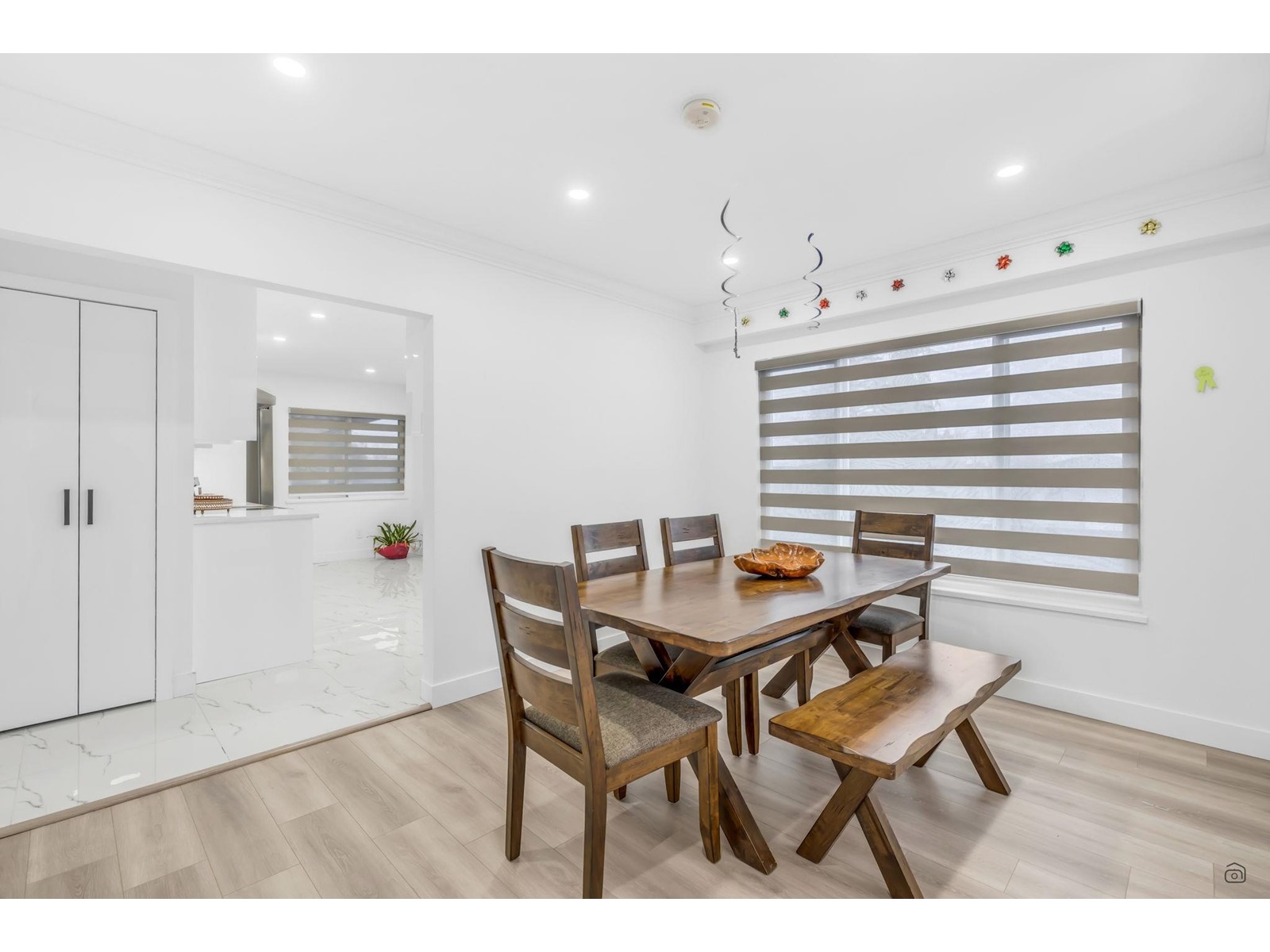 15839 CLIFF AVENUE, White Rock real estate listing R2970164