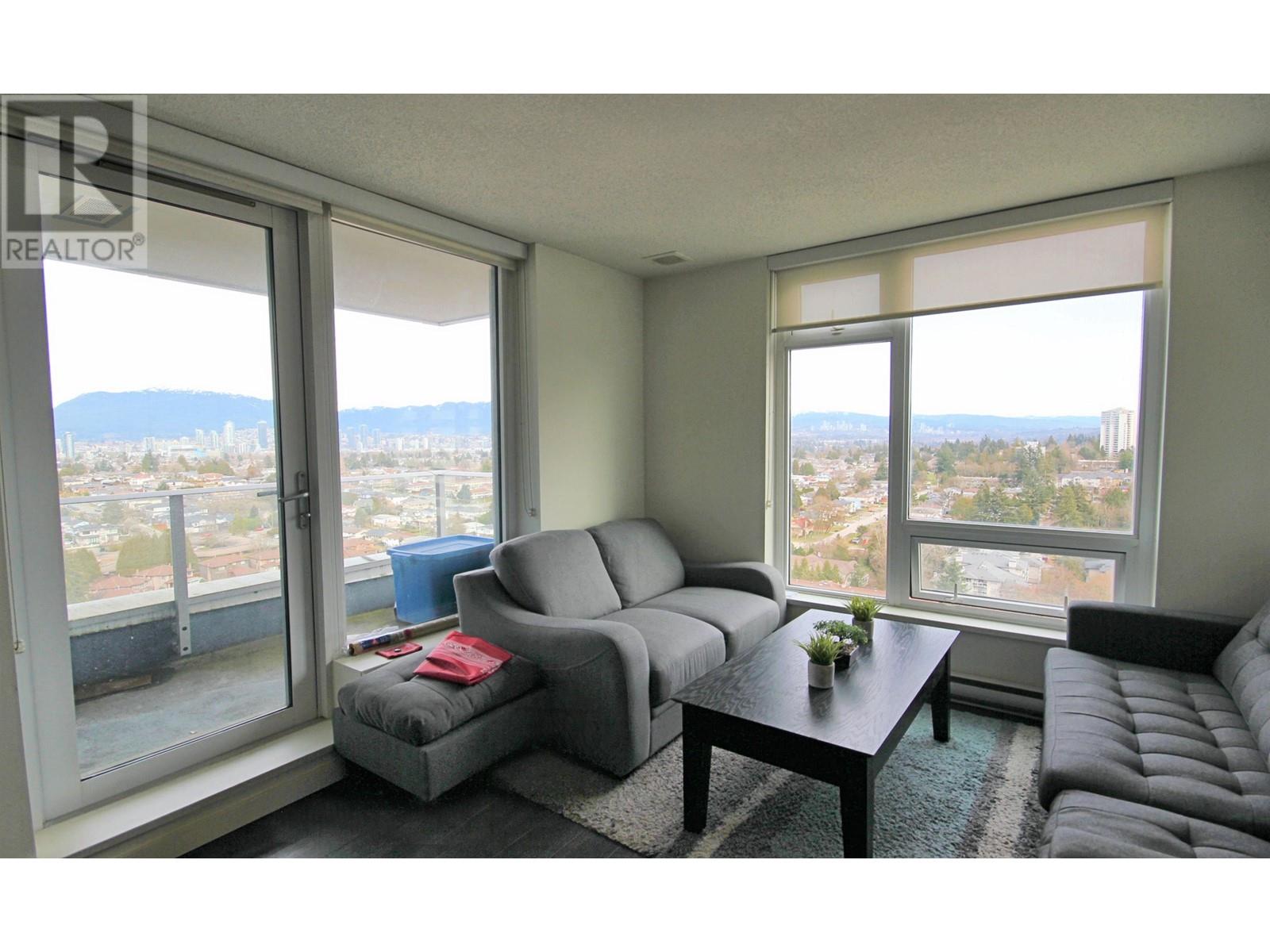 Photo 3 of 2605 5515 Boundary Road, Vancouver BC