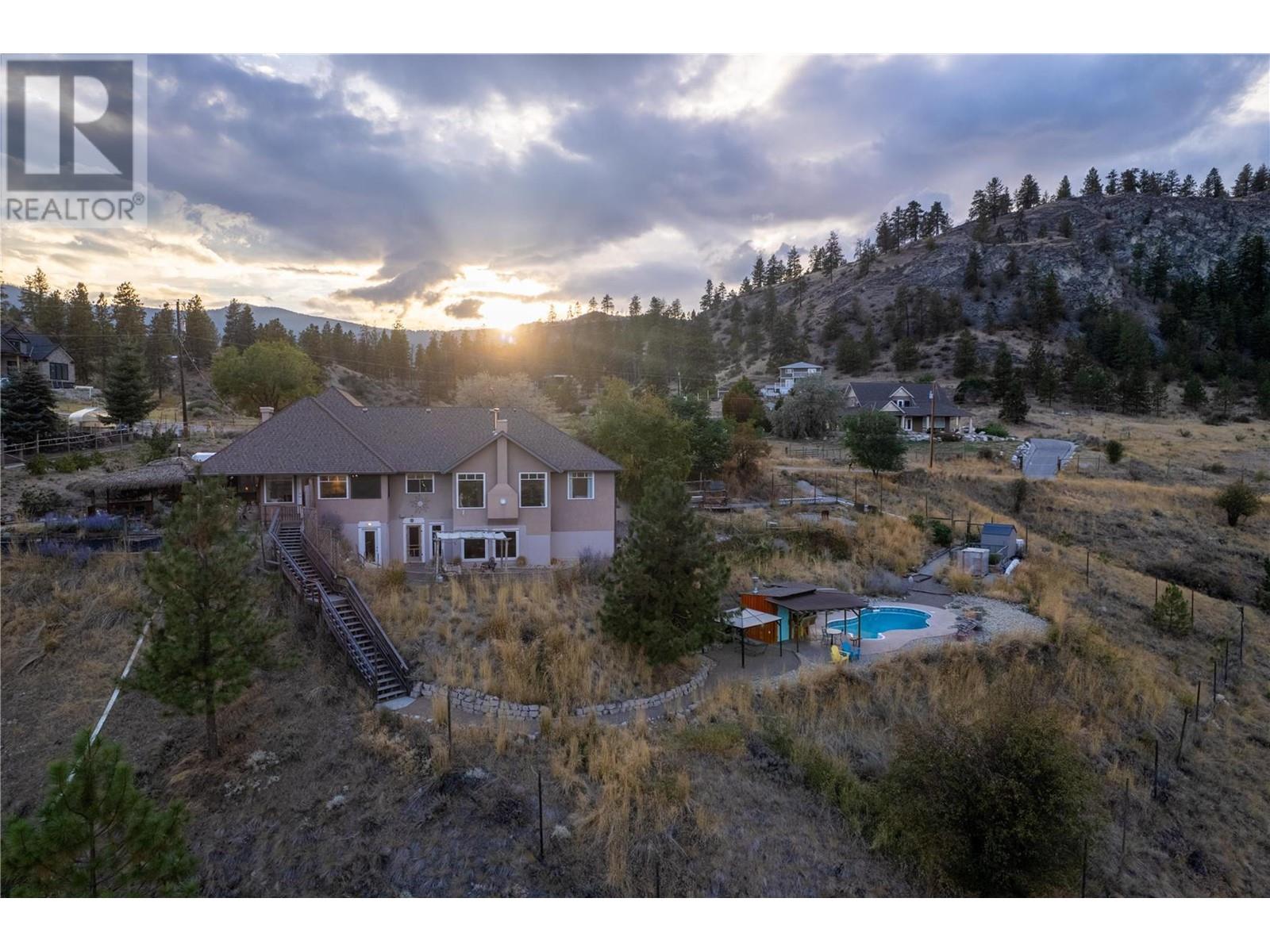  614 Wilson Mountain Road, Oliver