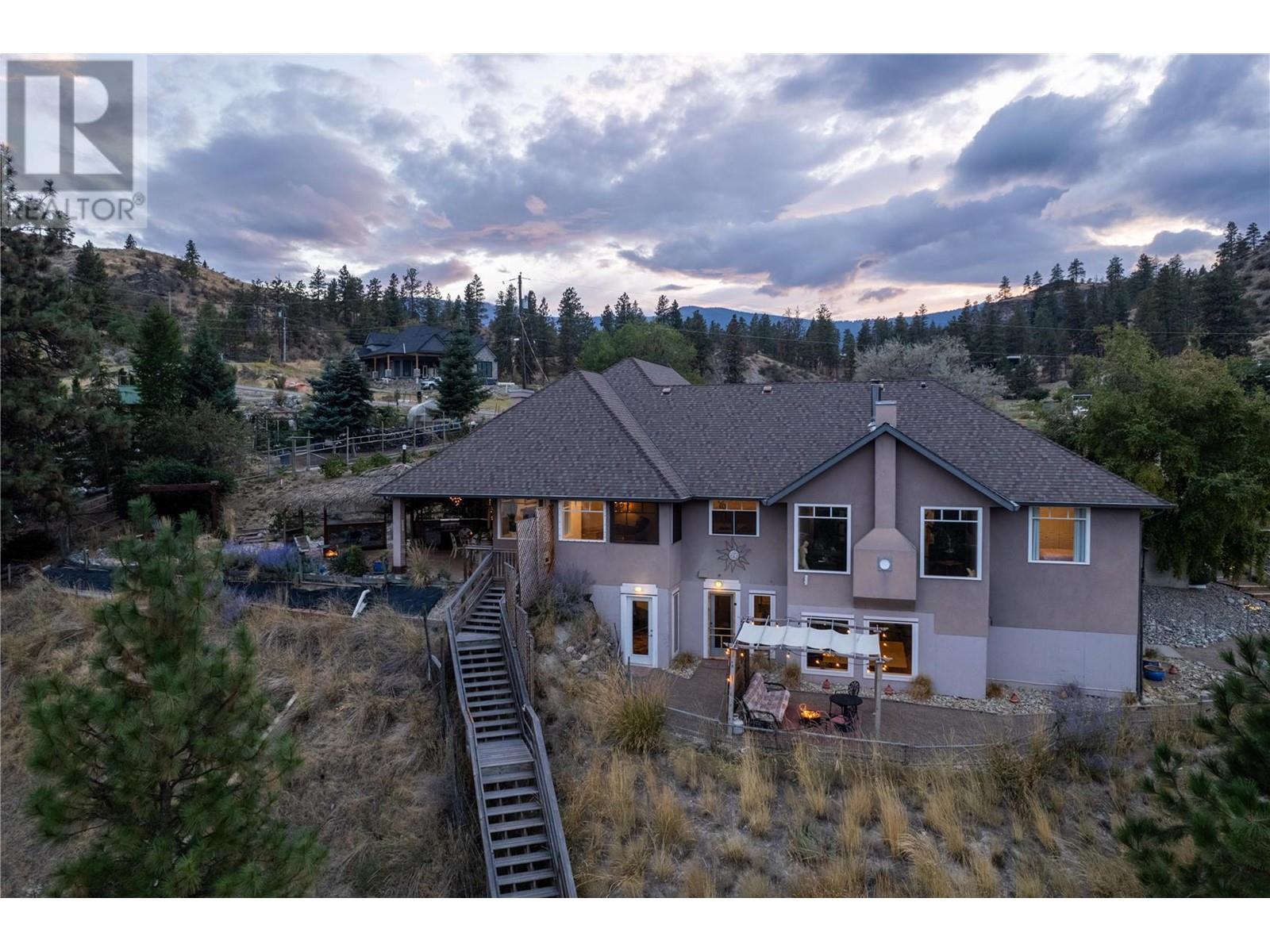  614 Wilson Mountain Road, Oliver