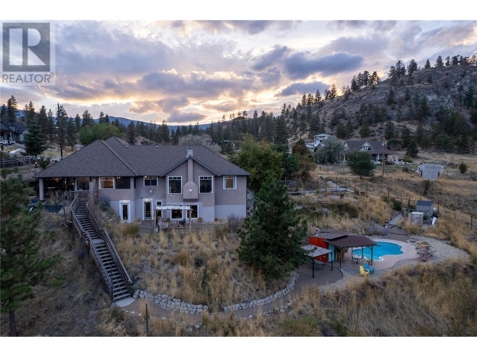 614 Wilson Mountain Road, Oliver