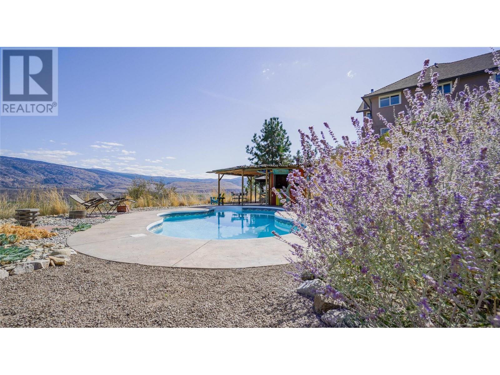  614 Wilson Mountain Road, Oliver