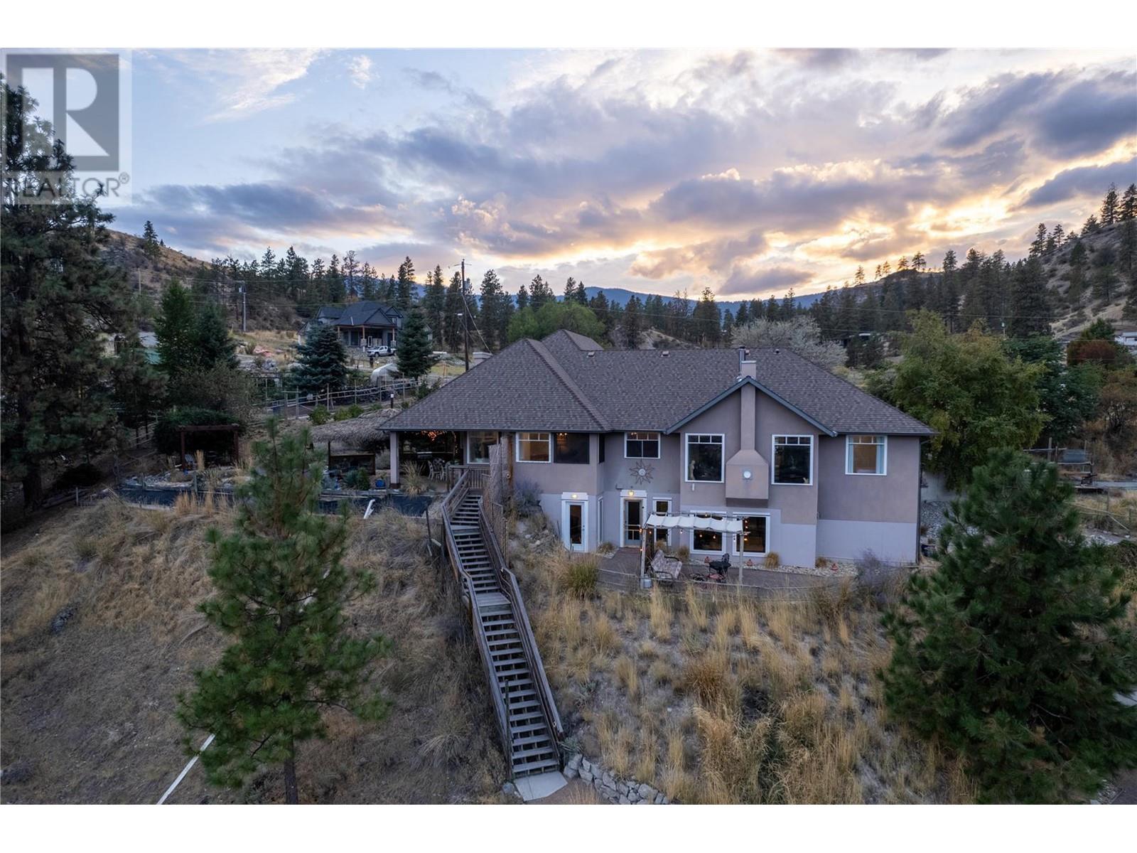  614 Wilson Mountain Road, Oliver