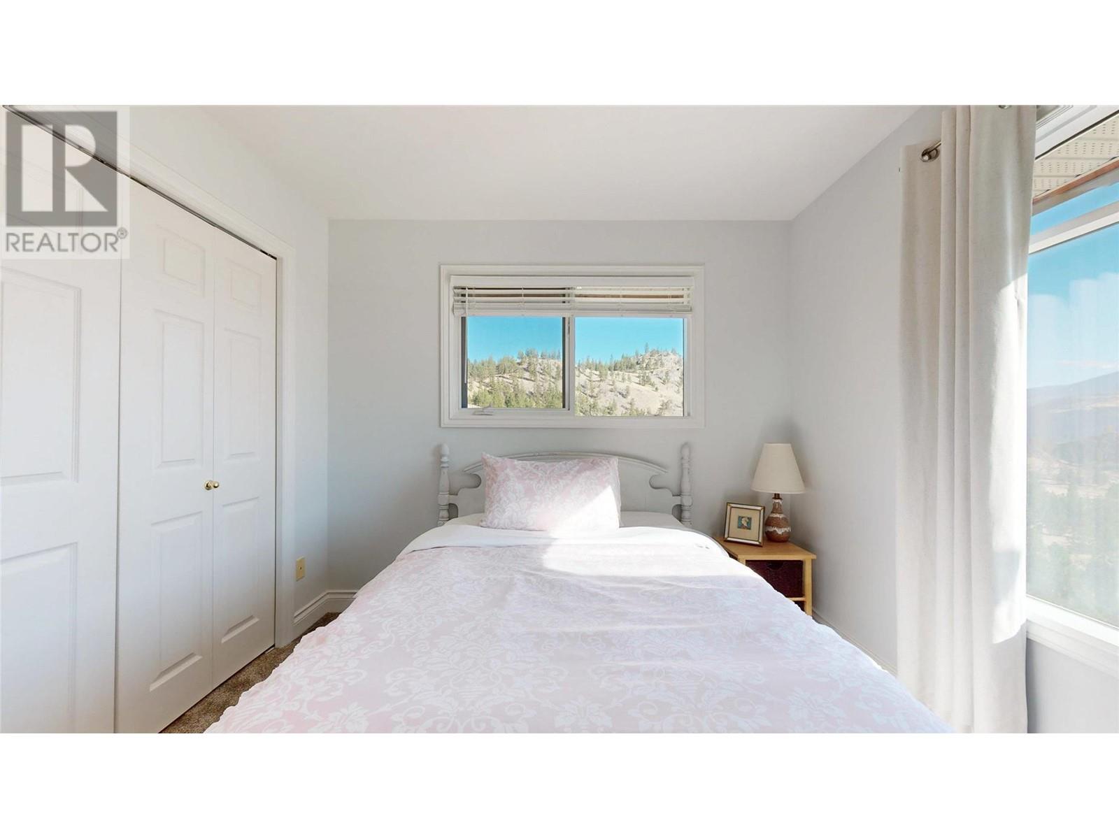  614 Wilson Mountain Road, Oliver