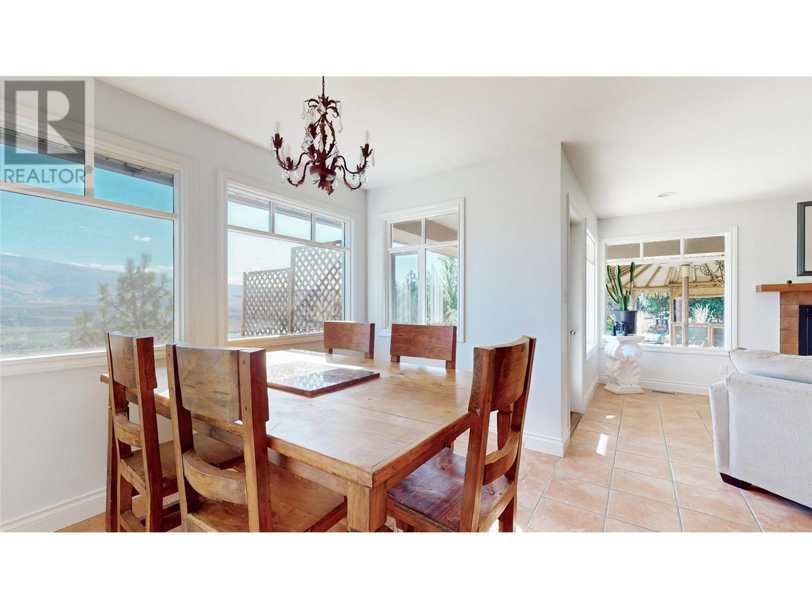  614 Wilson Mountain Road, Oliver