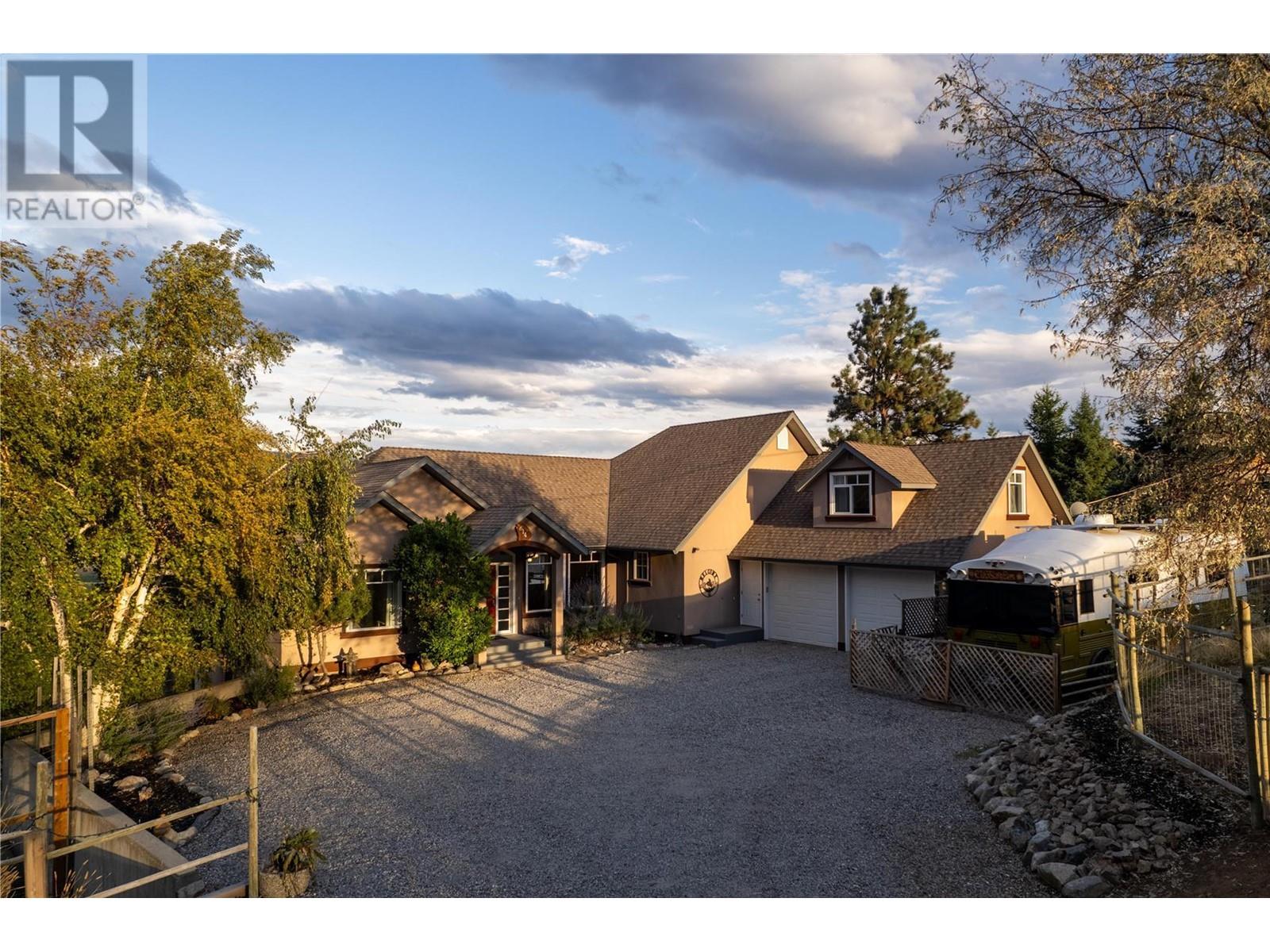  614 Wilson Mountain Road, Oliver