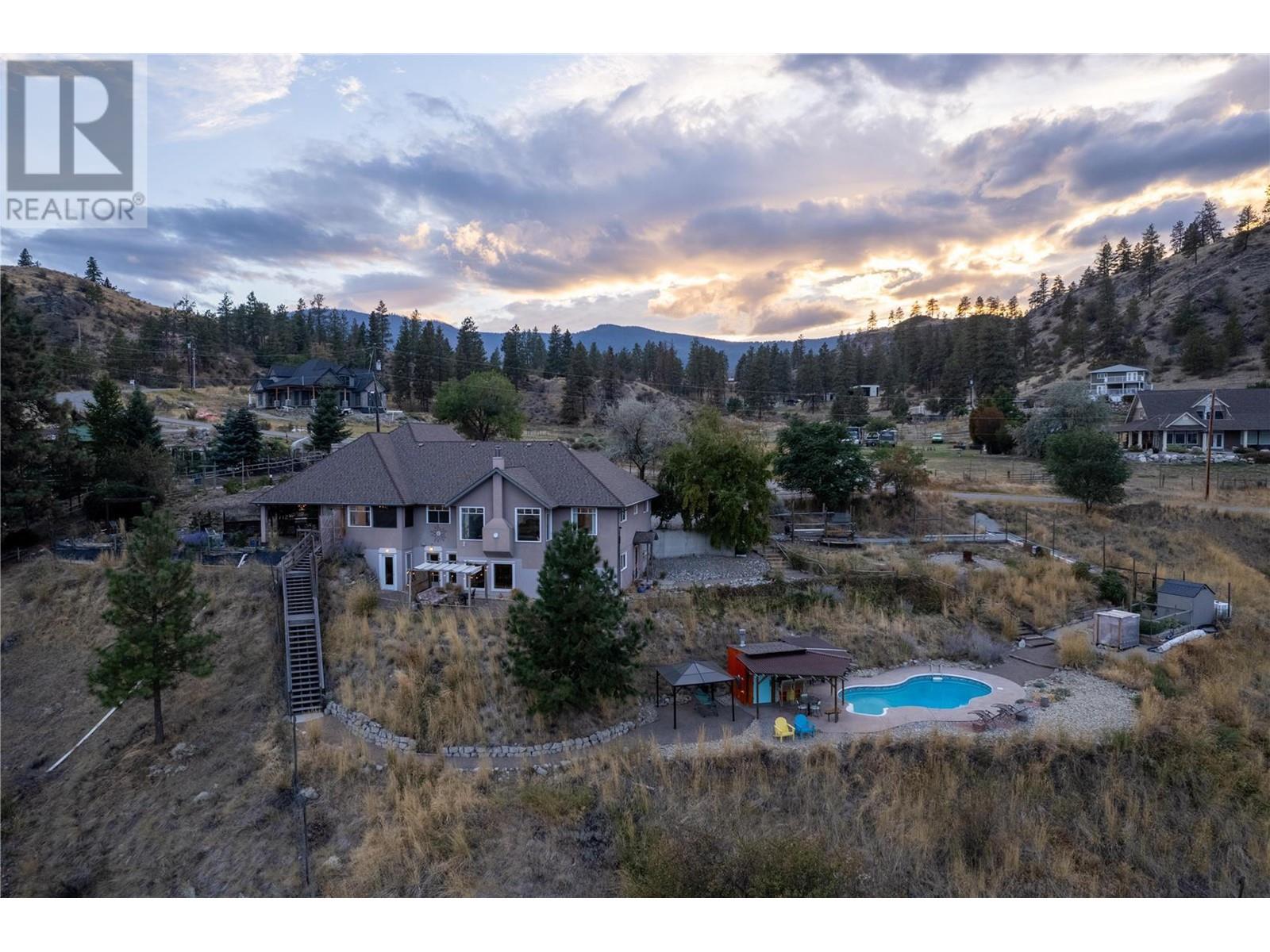  614 Wilson Mountain Road, Oliver