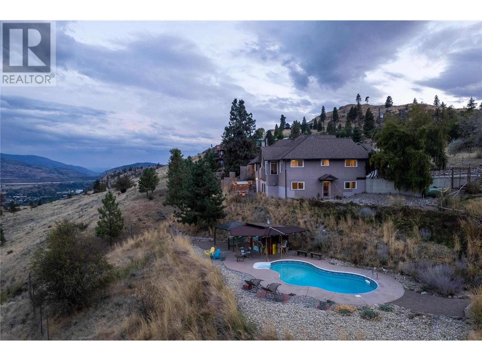  614 Wilson Mountain Road, Oliver