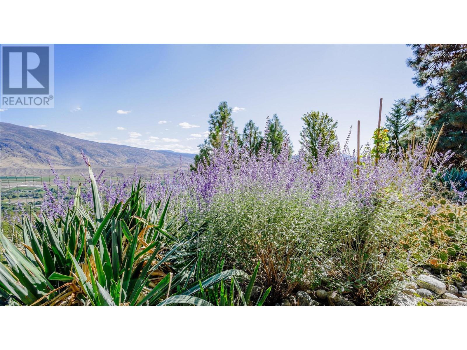  614 Wilson Mountain Road, Oliver