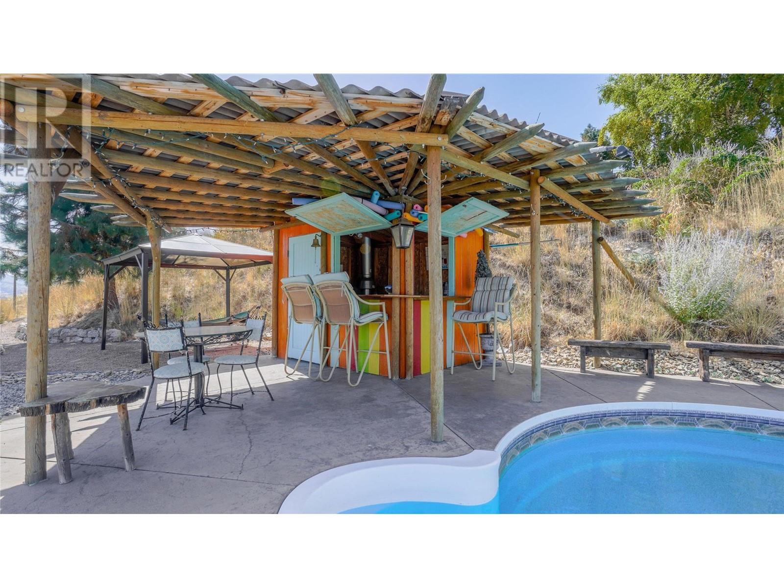  614 Wilson Mountain Road, Oliver