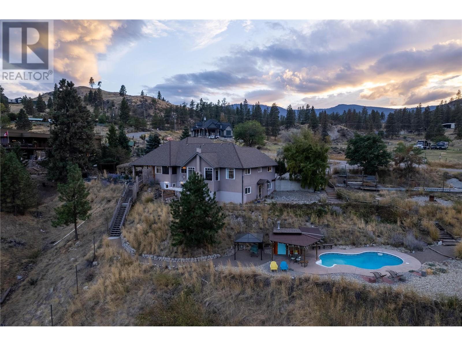  614 Wilson Mountain Road, Oliver