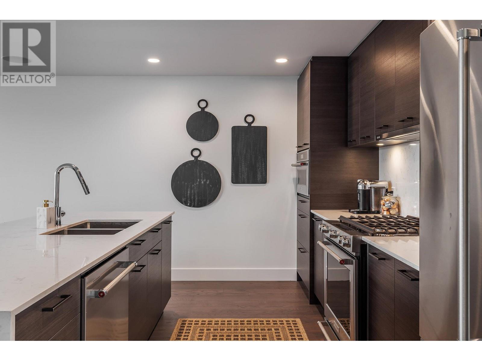 #411 1181 SUNSET DRIVE - Image 14