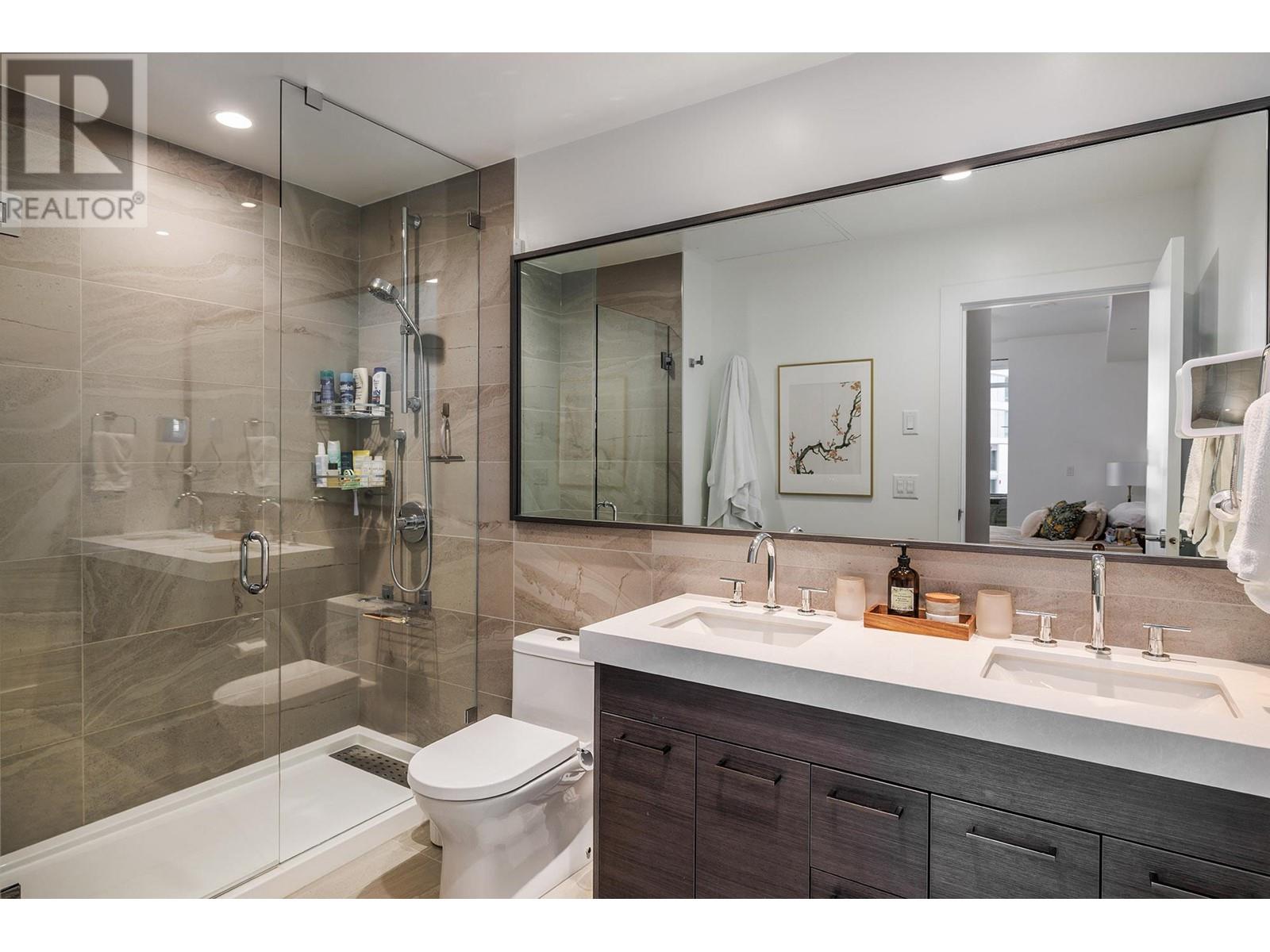 #411 1181 SUNSET DRIVE - Image 17