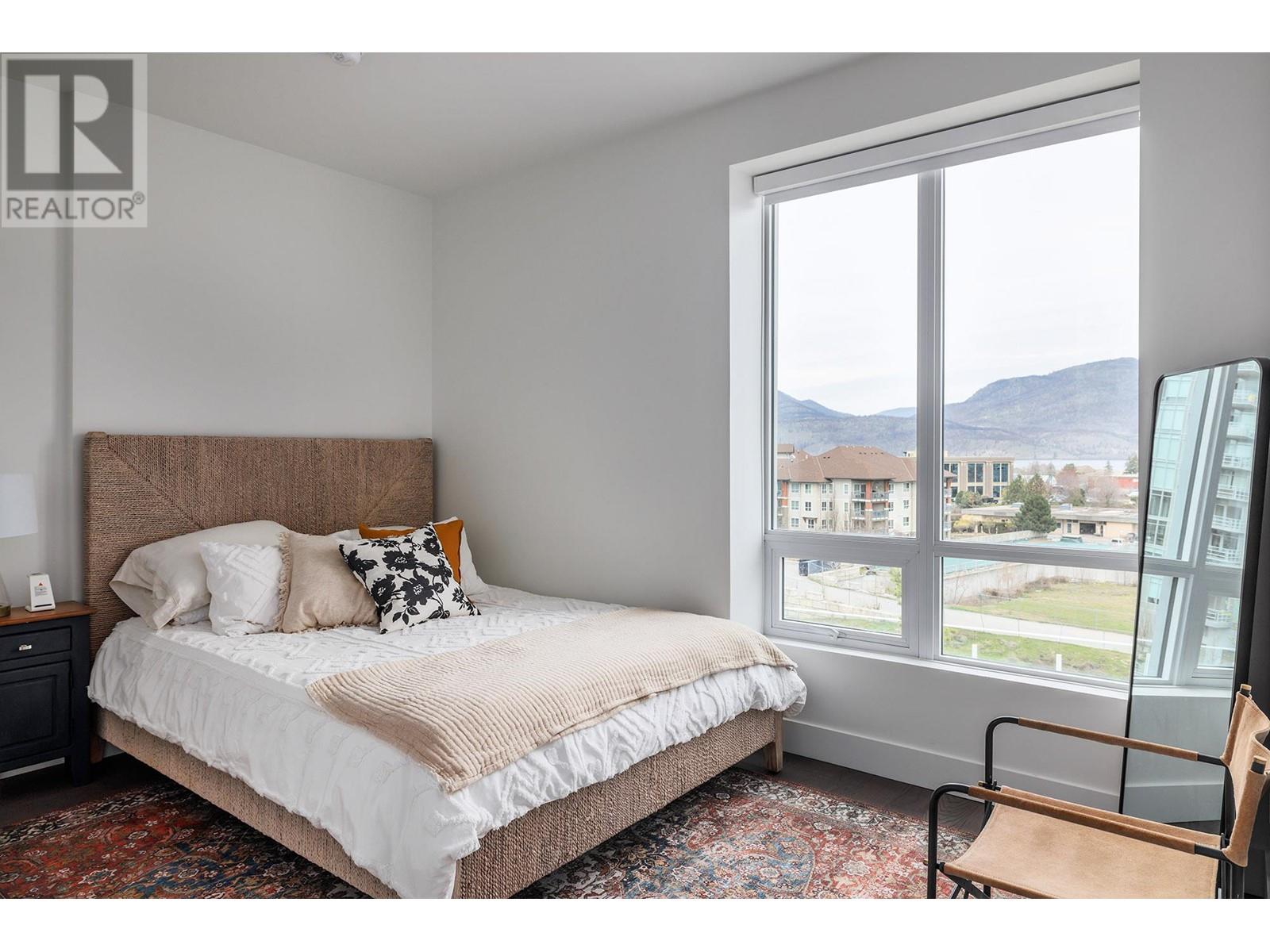 #411 1181 SUNSET DRIVE - Image 20