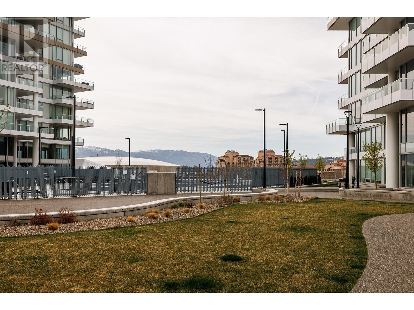 #411 1181 SUNSET DRIVE - Image 30