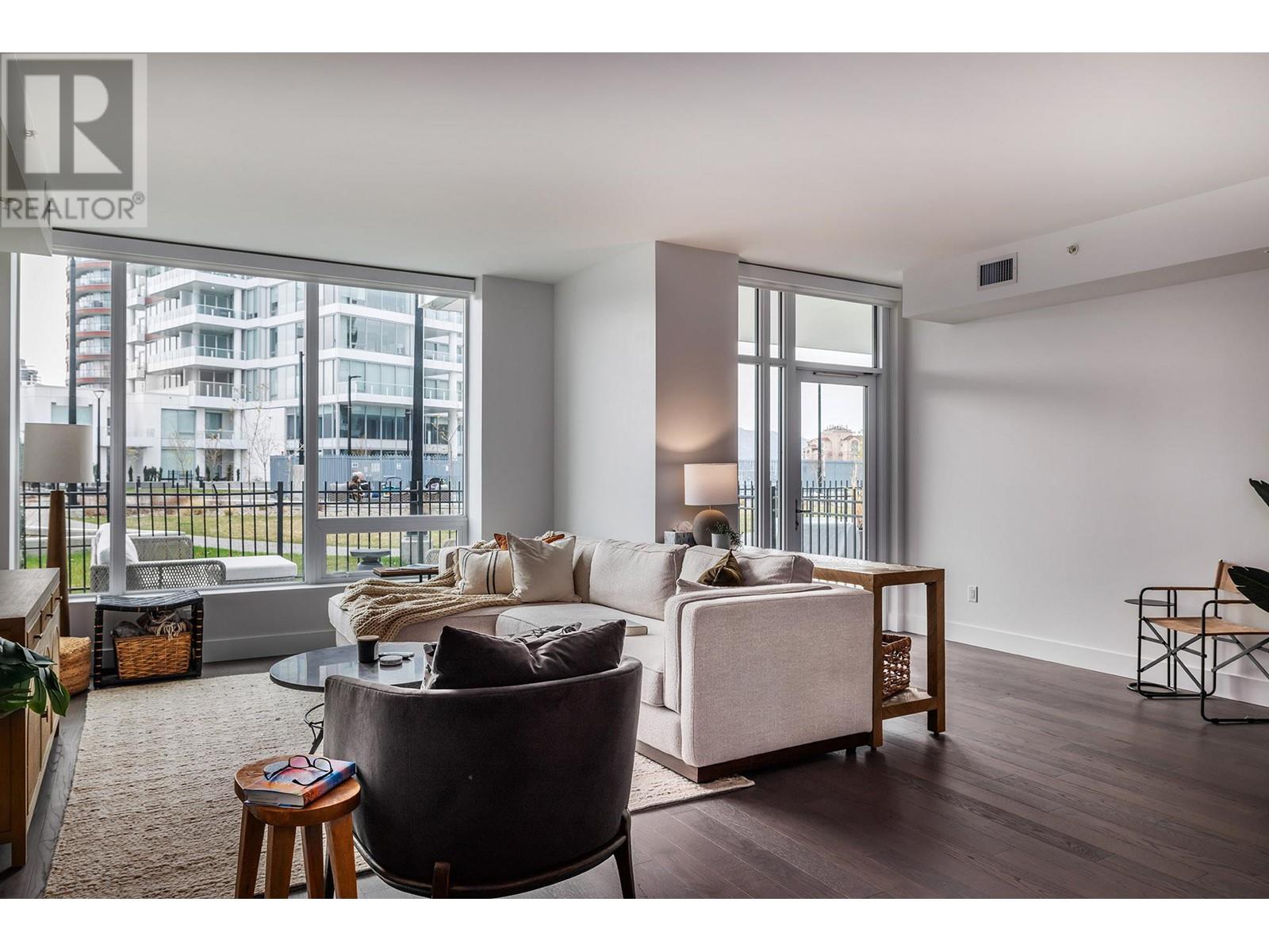 #411 1181 SUNSET DRIVE - Image 6