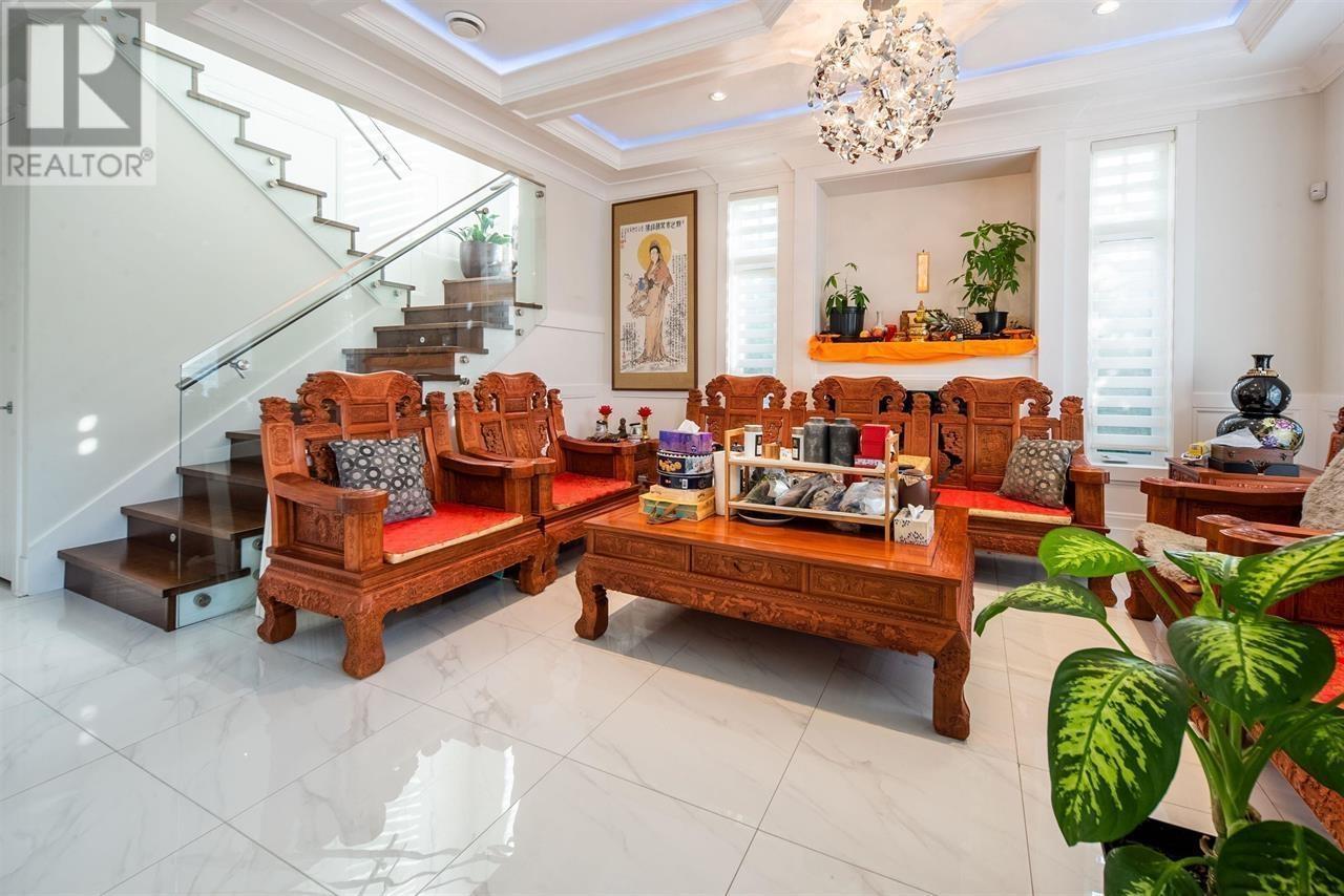 5819 MONCTON Street, Richmond