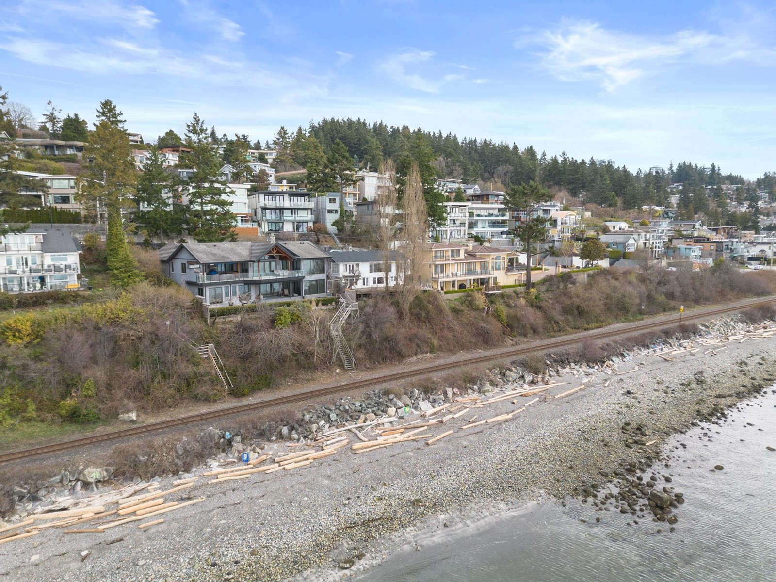 14458 MARINE DRIVE, White Rock real estate listing R2971120
