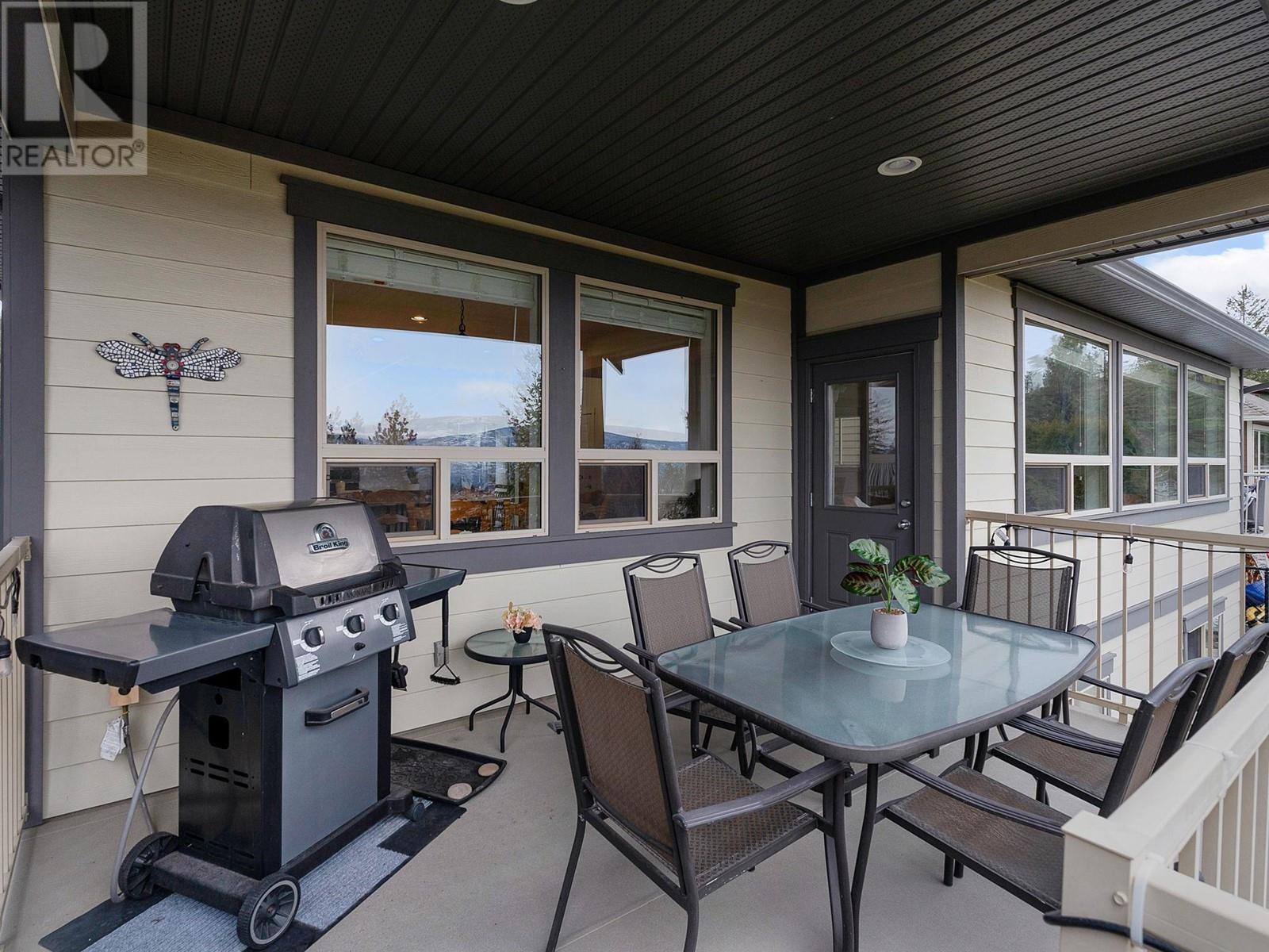 4 2051 Sunview Drive, West Kelowna