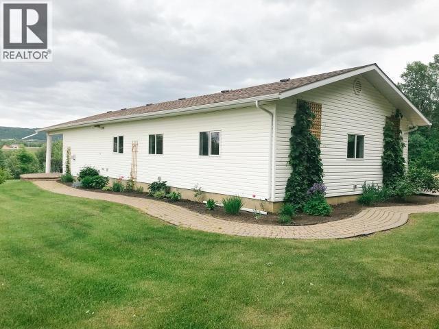 5105/5101 53 Street, Pouce Coupe
