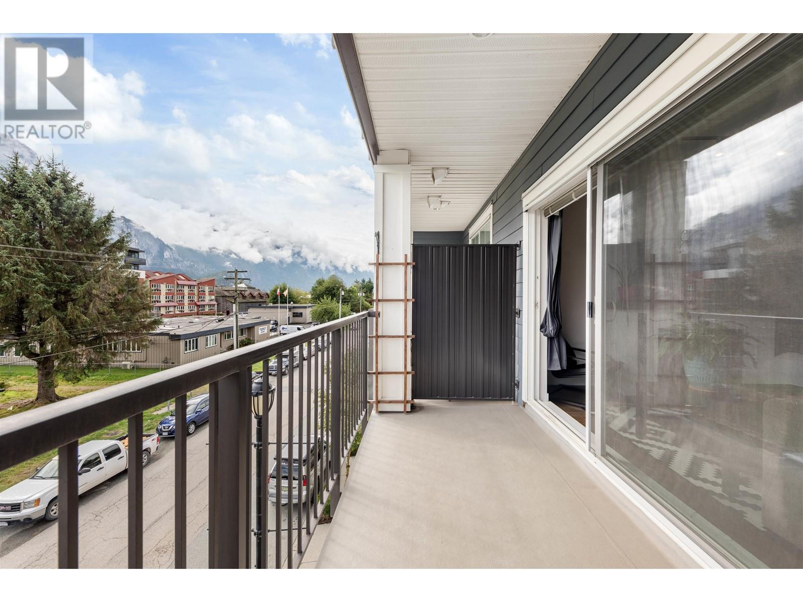 309 1336 MAIN STREET, Squamish real estate listing R2971597