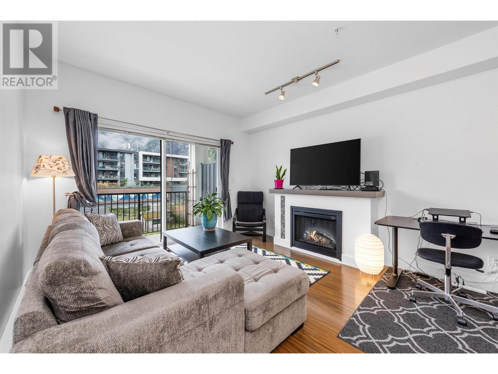 309 1336 MAIN STREET, Squamish real estate listing R2971597