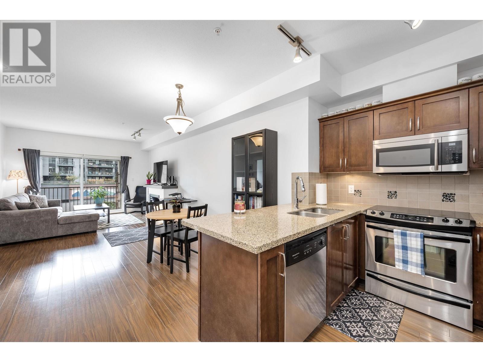 309 1336 MAIN STREET, Squamish real estate listing R2971597