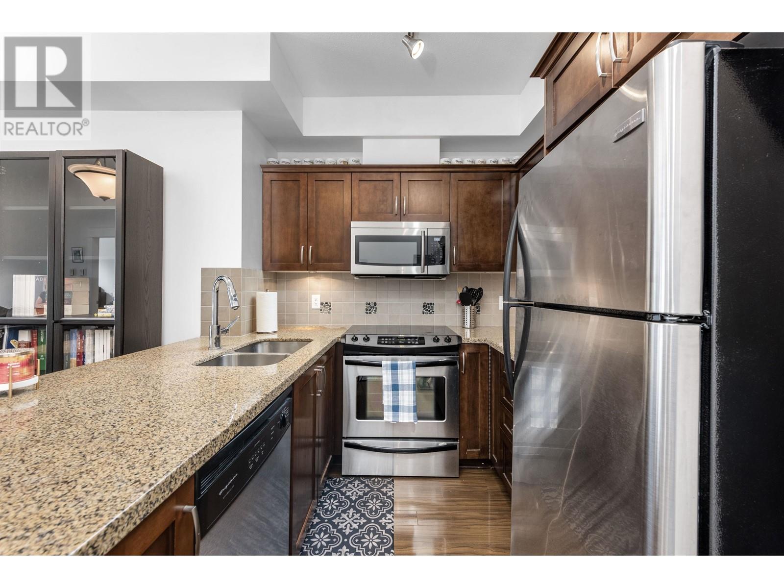 309 1336 MAIN STREET, Squamish real estate listing R2971597