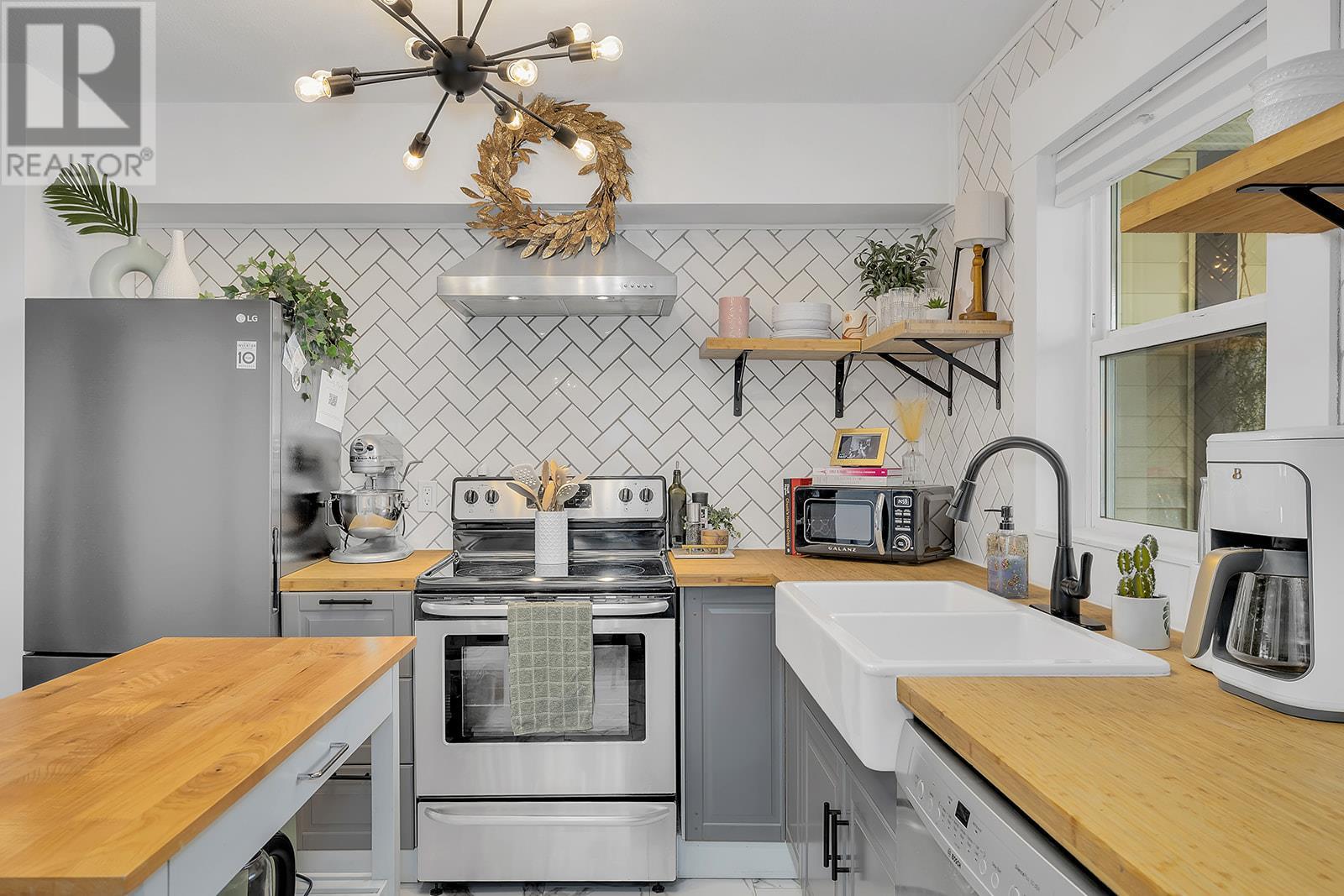 125 2585 Hebert Road, West Kelowna