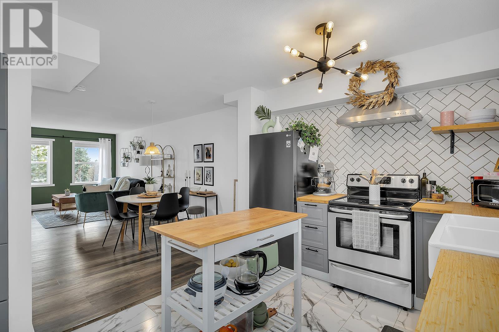 125 2585 Hebert Road, West Kelowna