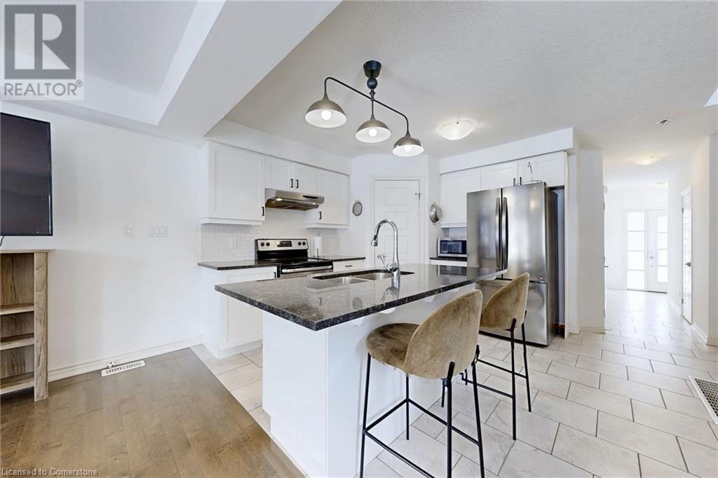 Photo 10 of 91 E Poppy Drive E Unit 13, Guelph ON
