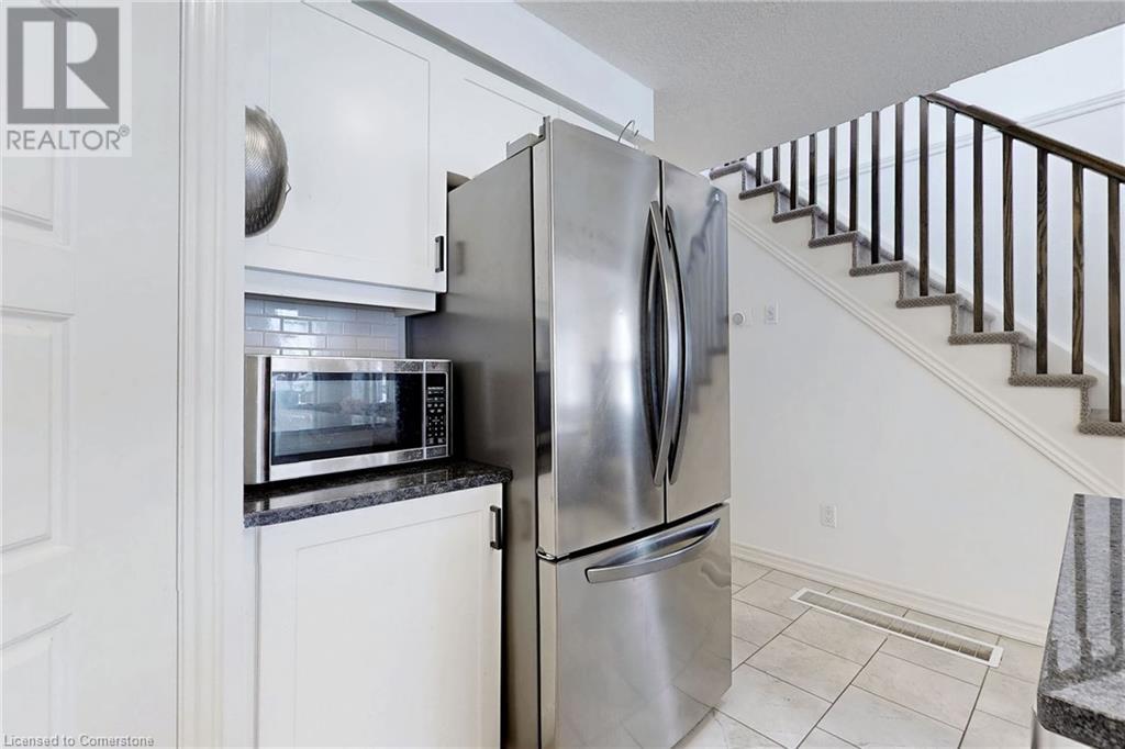 Photo 12 of 91 E Poppy Drive E Unit 13, Guelph ON