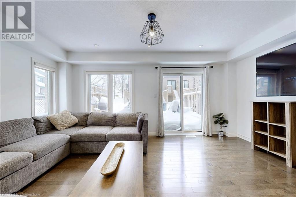 Photo 15 of 91 E Poppy Drive E Unit 13, Guelph ON