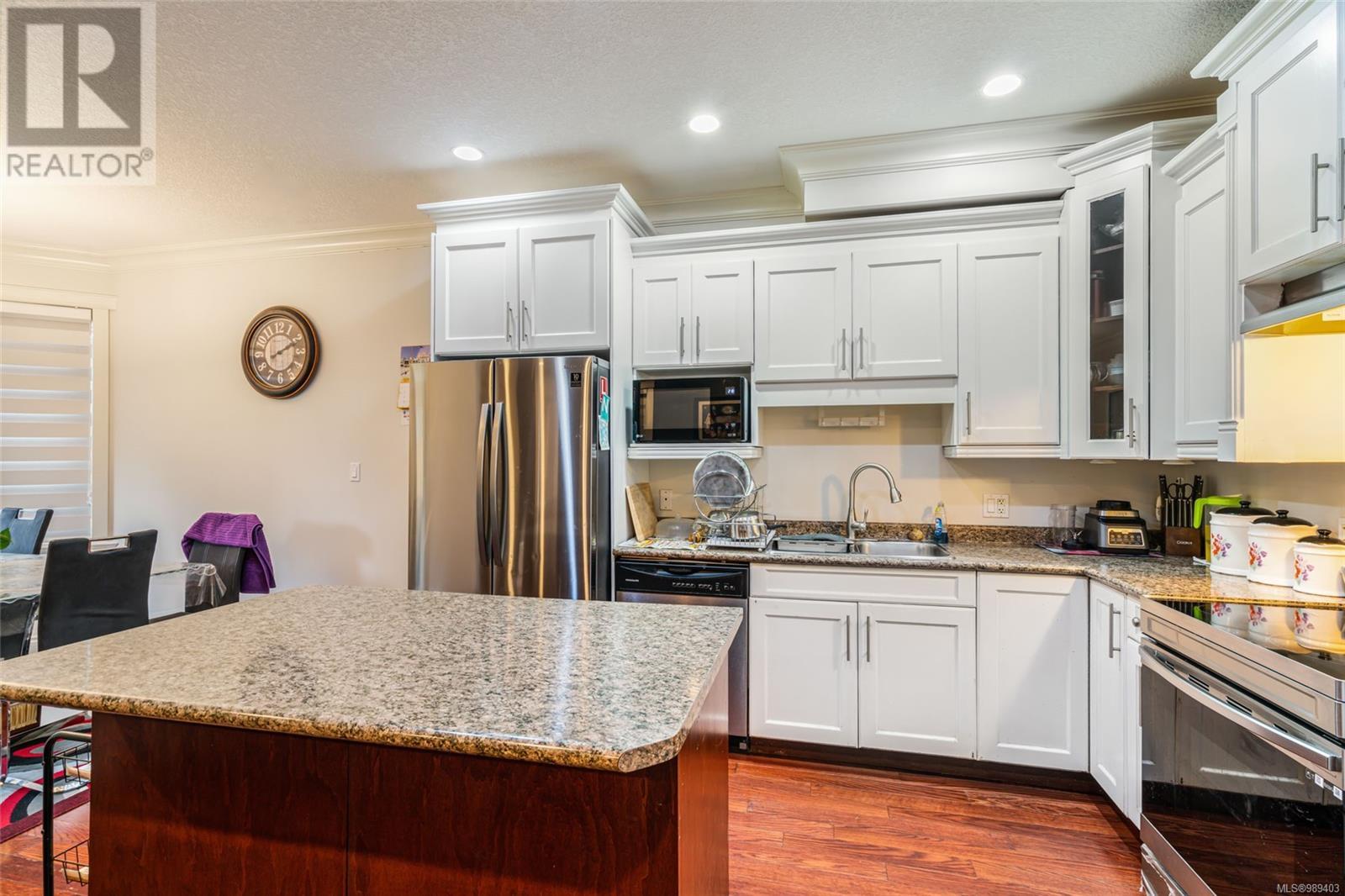 101 5186 Dunster Rd, Nanaimo real estate listing 989403