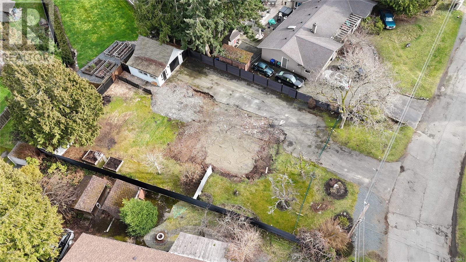 1046 Sabine Rd, Parksville