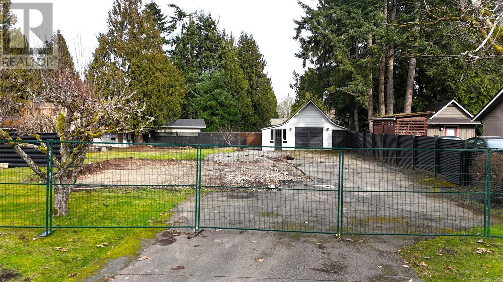 1046 Sabine Rd, Parksville