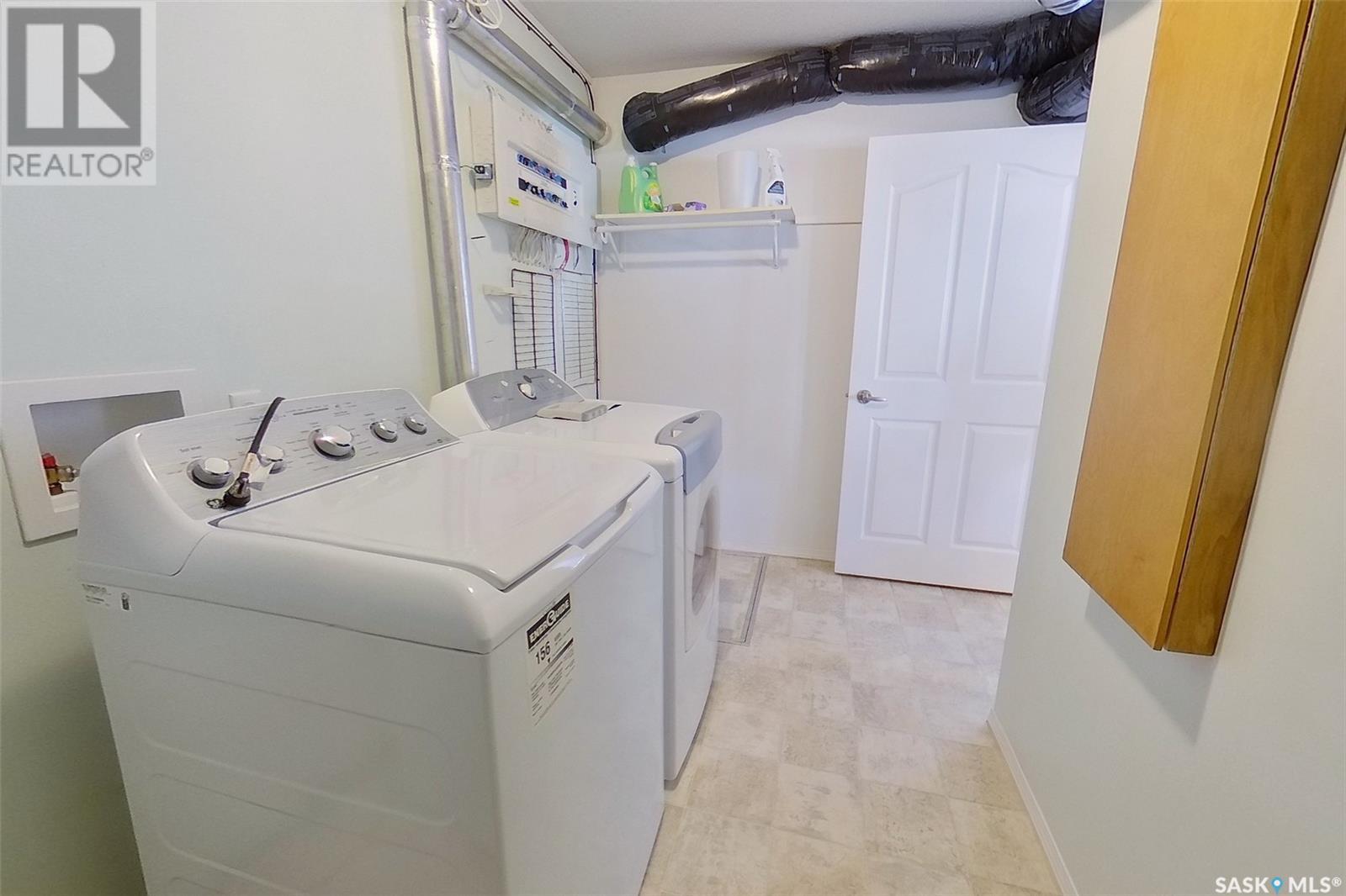 Photo 18 of 916 103rd Avenue, Tisdale SK