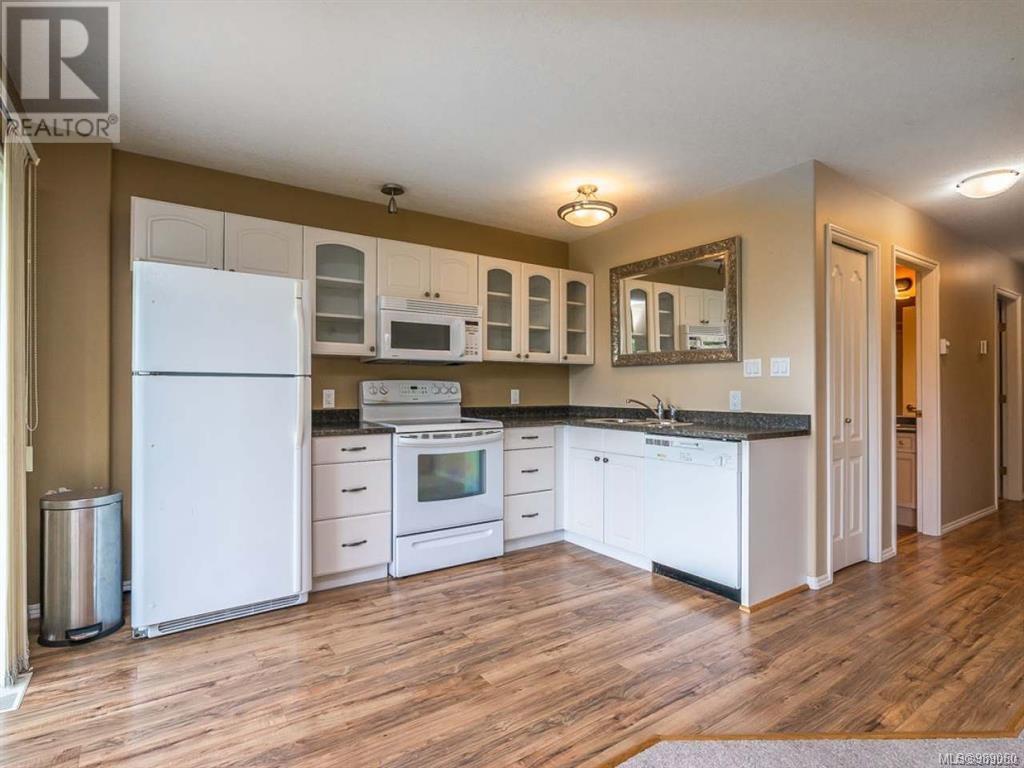 10185 View St, Chemainus