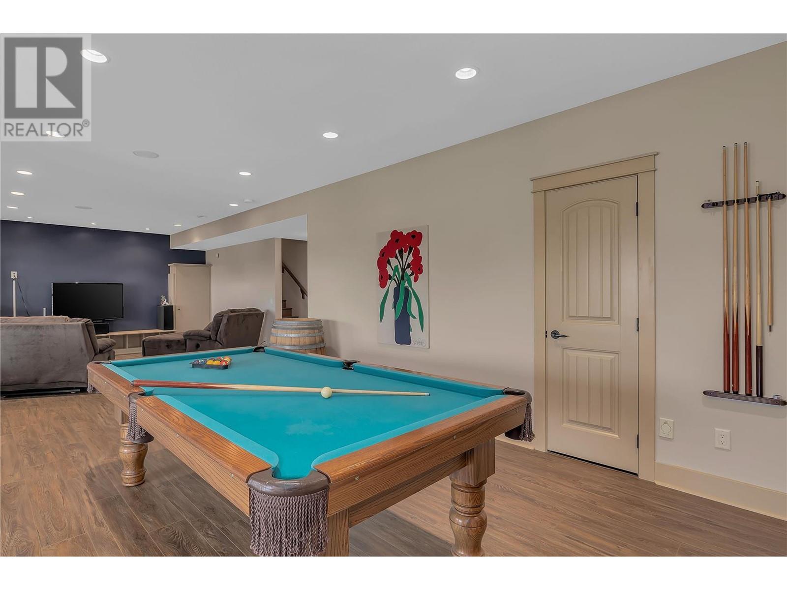  5452 South Perimeter Way, Kelowna