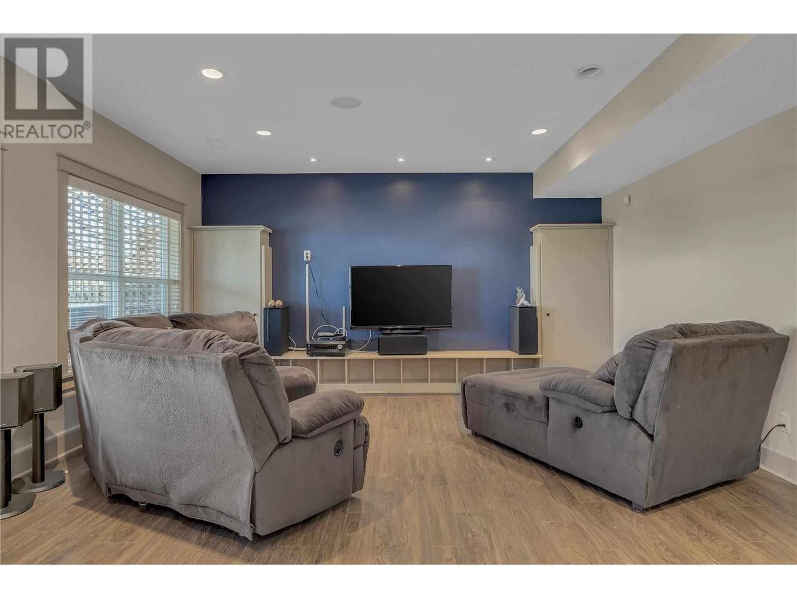  5452 South Perimeter Way, Kelowna