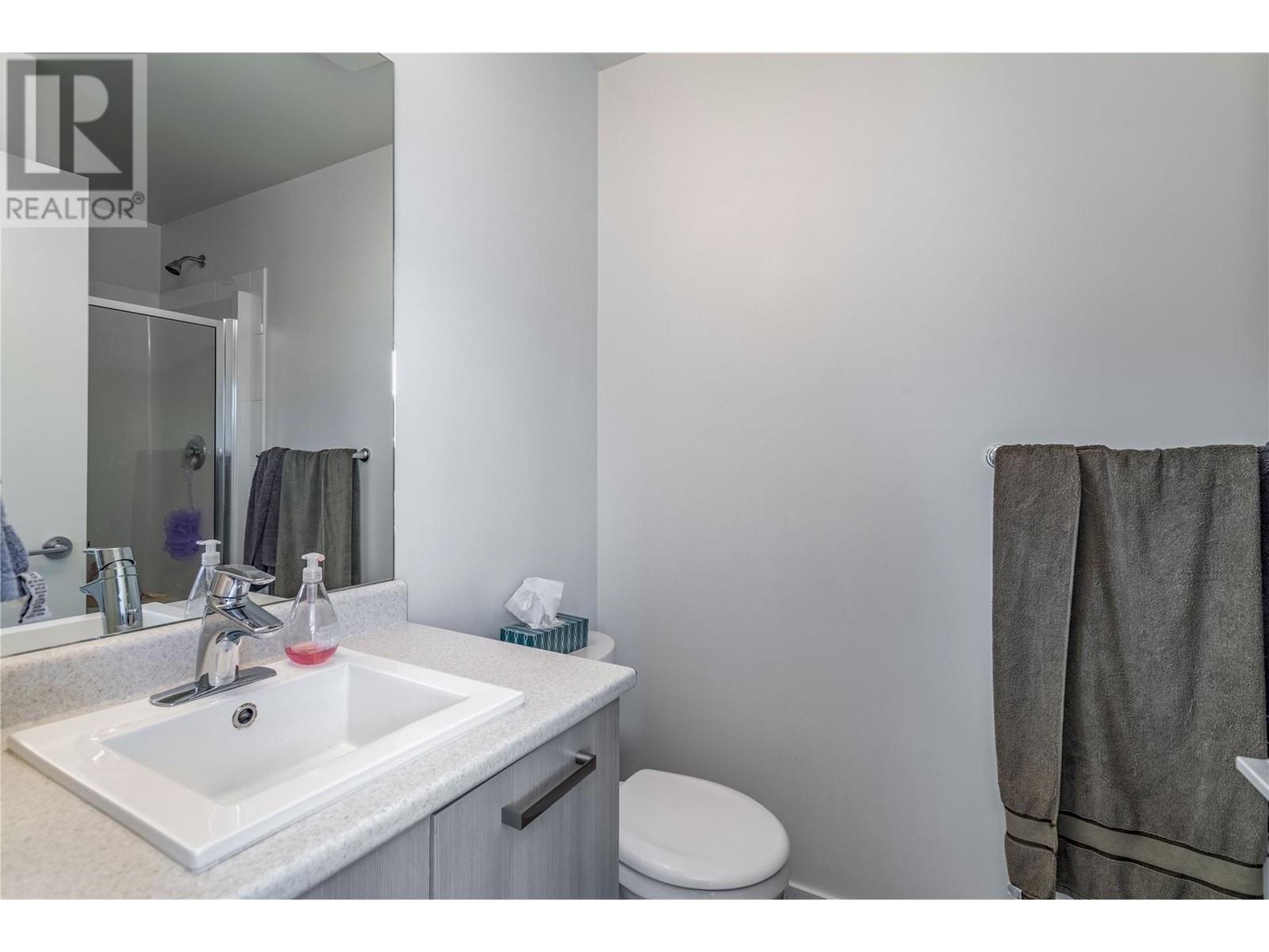 312 935 Academy Way, Kelowna