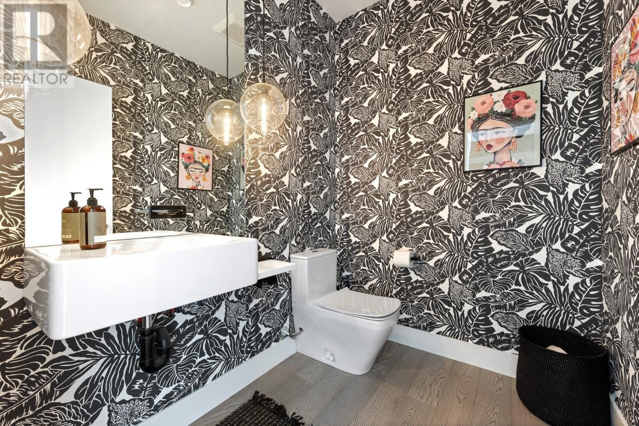 8328 NEEDLES DRIVE, Whistler