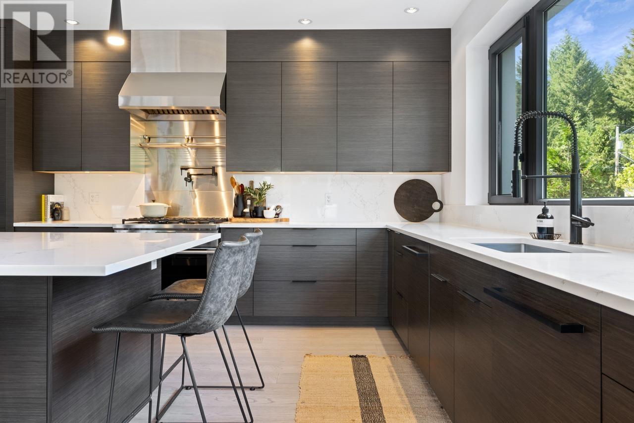 8328 NEEDLES DRIVE, Whistler