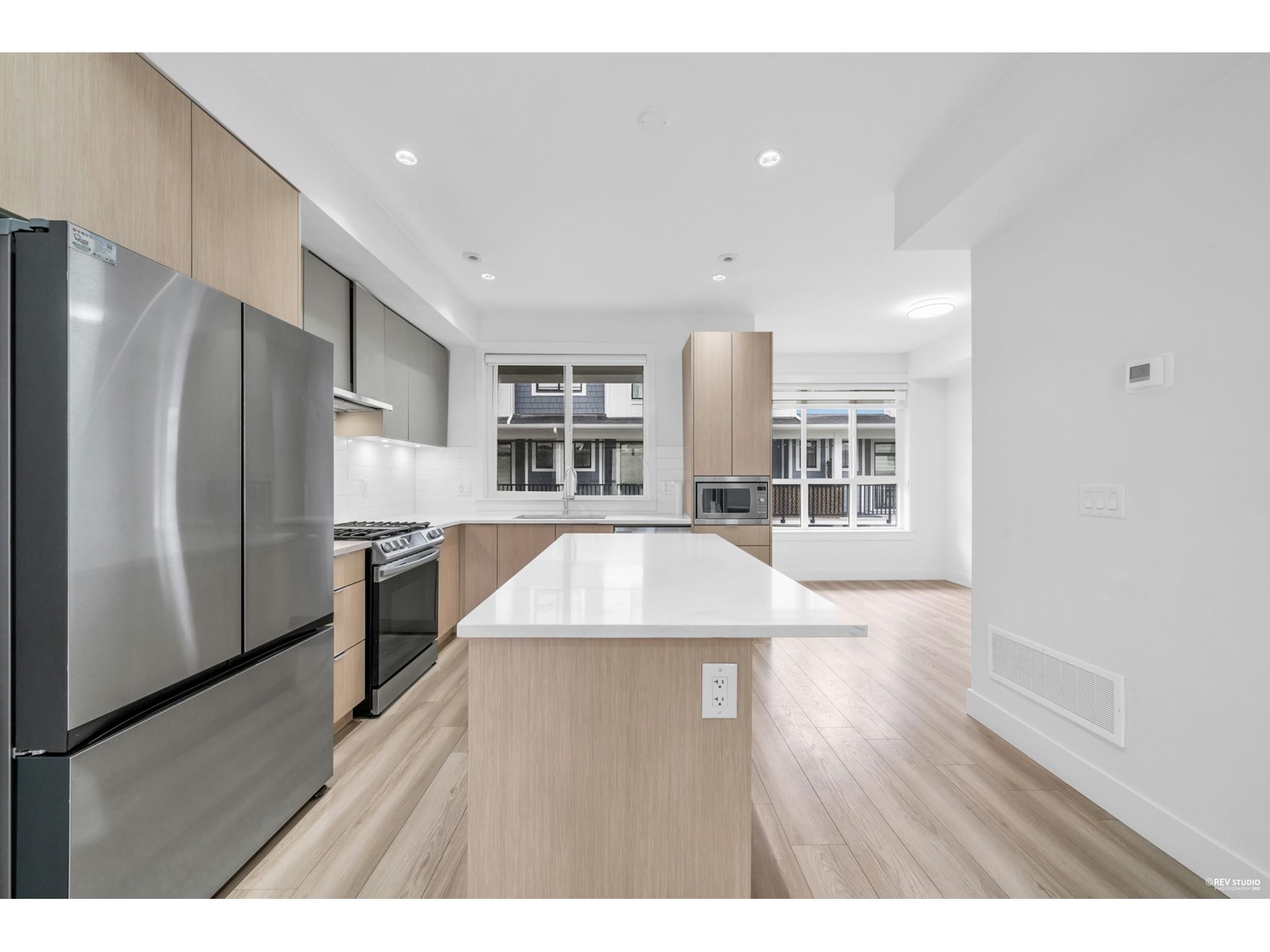 15 11556 72A AVENUE, Delta real estate listing R2971313
